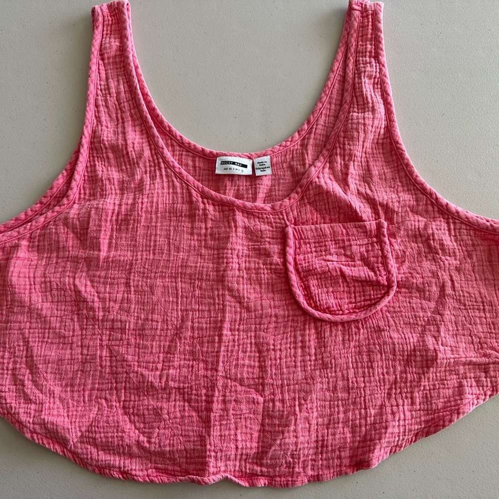 Pink Textured Tank and Shorts Set - Picture 2 of 3